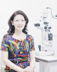 Dr. Angela Loo - Top Vision Eye Specialist Centre